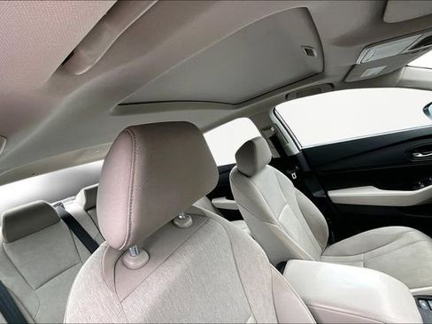 Used 2025 Honda Accord SE image 19