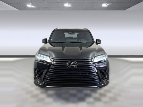 Used 2025 Lexus LX 700h Overtrail AWD/4WD image 6