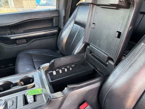 Used 2021 Ford Expedition XLT RWD image 39