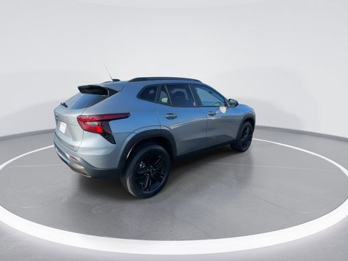 New 2026 Chevrolet Trax ACTIV w/ Driver Confidence Package image 8