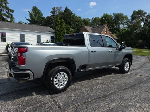 Certified 2024 Chevrolet Silverado 2500 LT w/ Convenience Package AWD/4WD image 6