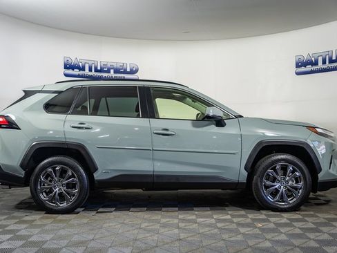 Certified 2022 Toyota RAV4 XLE Premium image 13