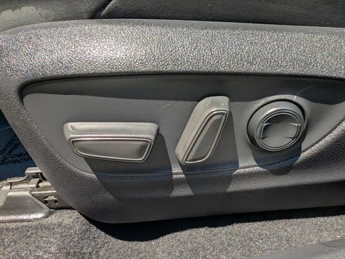 Used 2021 Toyota RAV4 TRD Off-Road AWD/4WD image 17