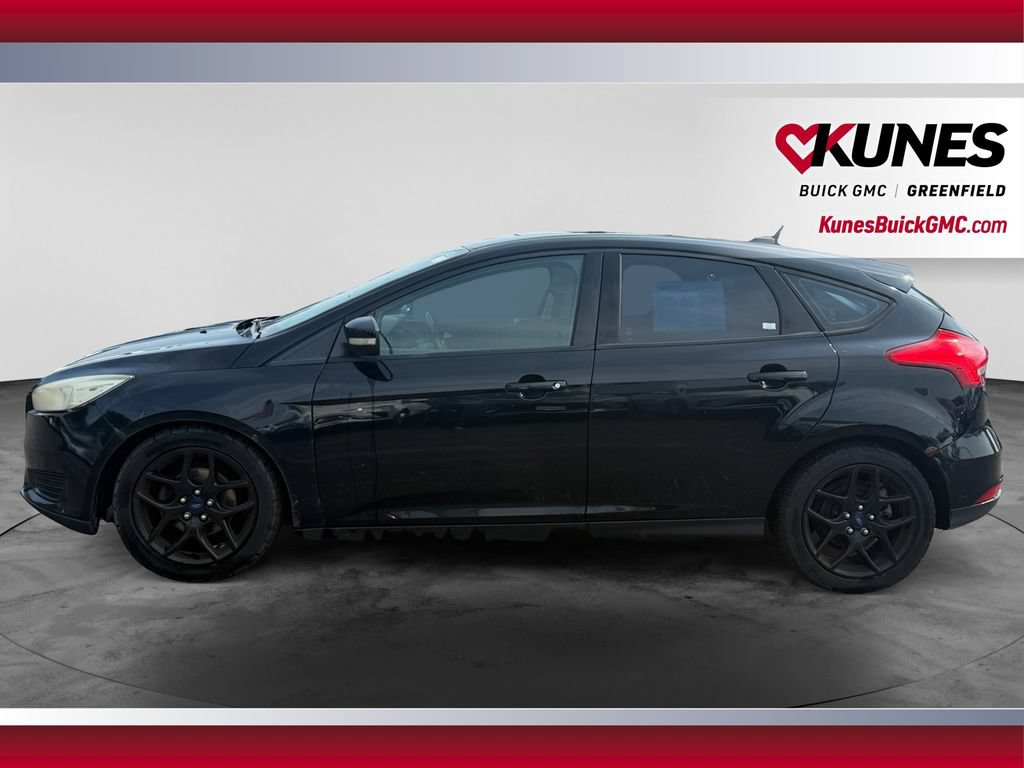 Used 2016 Ford Focus SE w/ Equipment Group 201A FWD image 6