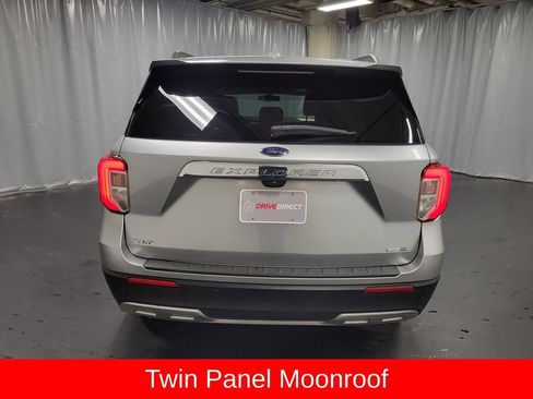 Used 2020 Ford Explorer XLT w/ Equipment Group 202A image 8