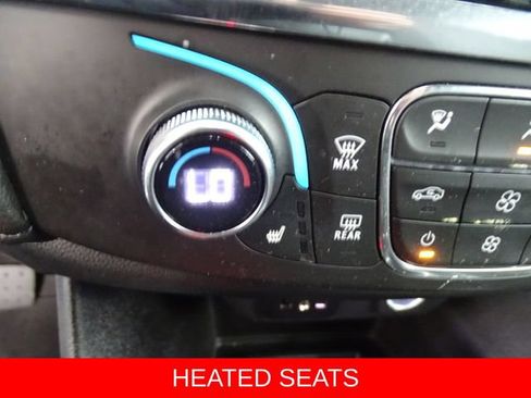 Used 2023 Chevrolet Traverse LT AWD/4WD image 14