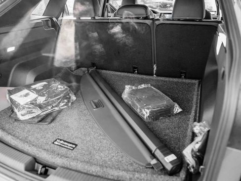 New 2026 Volkswagen Atlas Cross Sport SE image 12