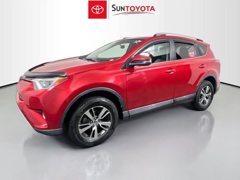 Used 2016 Toyota RAV4 XLE image 9