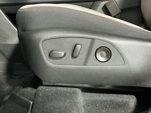 New 2026 Chevrolet Traverse LT w/ LPO, Floor Liner Package image 22