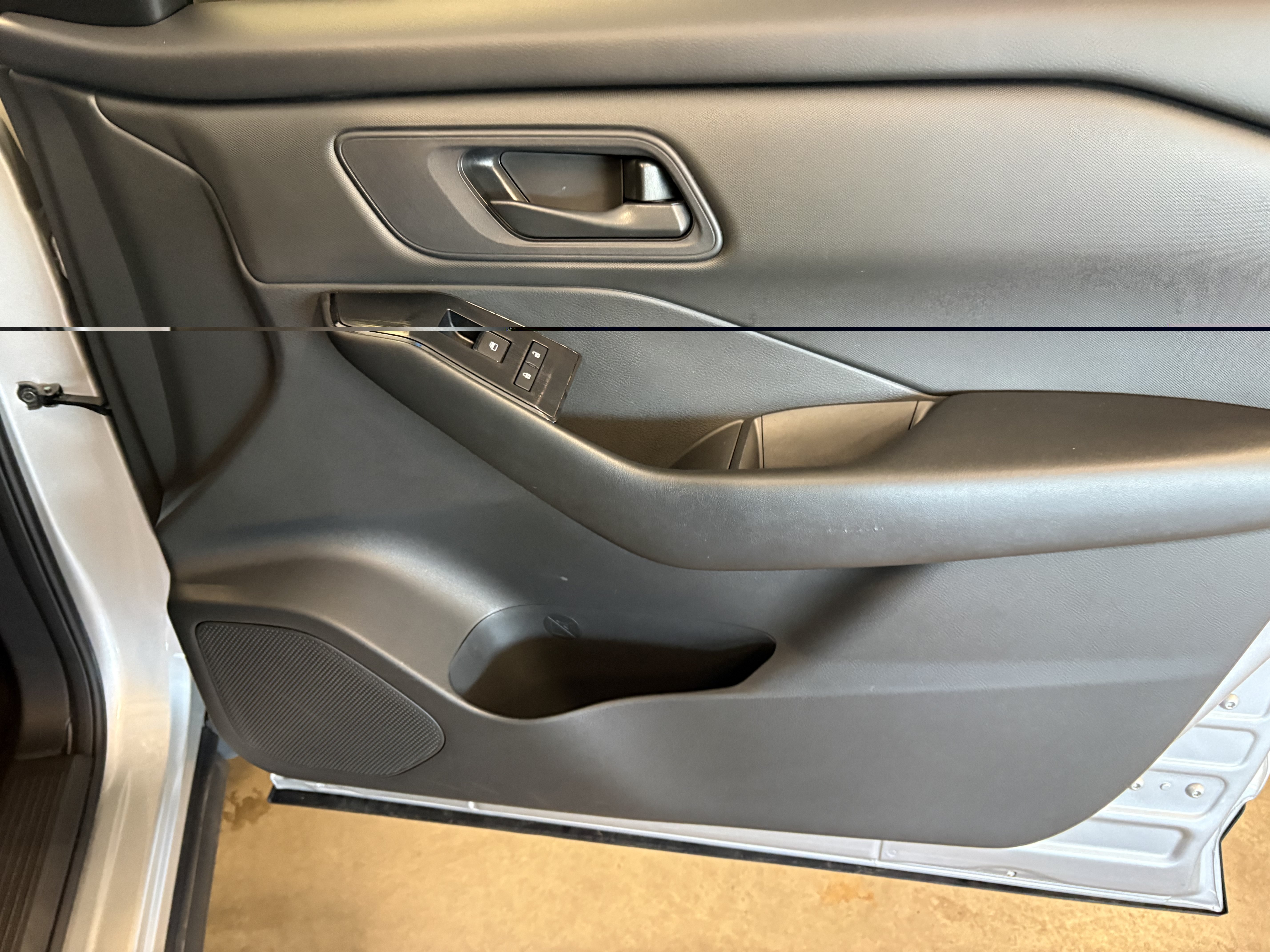 Used 2024 Nissan Rogue S AWD/4WD image 35