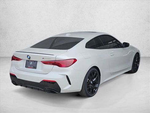 New 2026 BMW M440i Coupe RWD image 2