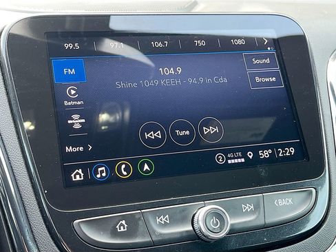 Used 2023 Chevrolet Equinox Premier AWD/4WD image 15