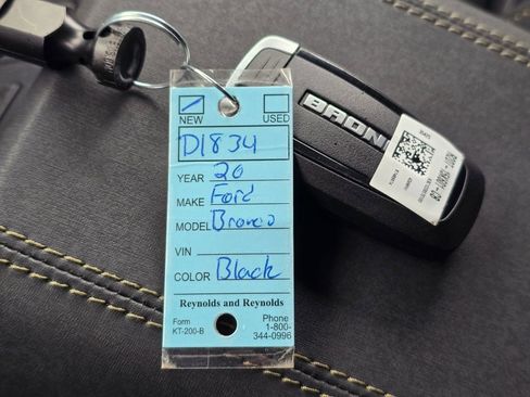 New 2026 Ford Bronco Badlands image 32