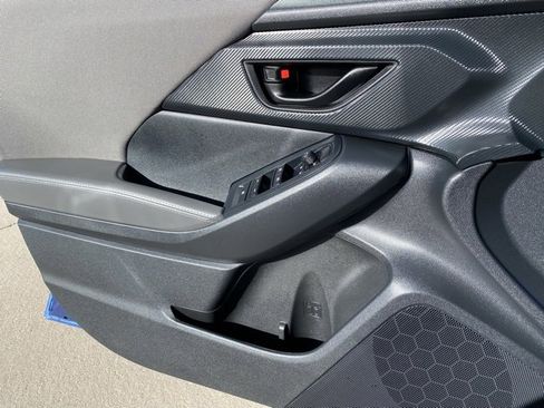 Certified 2025 Subaru Crosstrek 2.0i Premium image 13