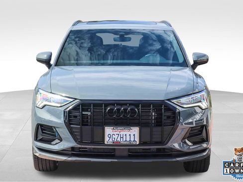 Used 2023 Audi Q3 2.0T Premium w/ Convenience Package AWD/4WD image 2
