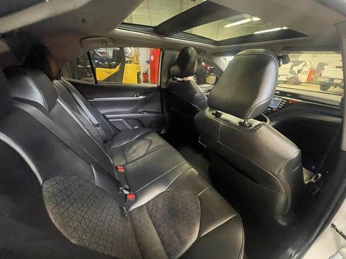 Used 2019 Toyota Camry XSE image 14