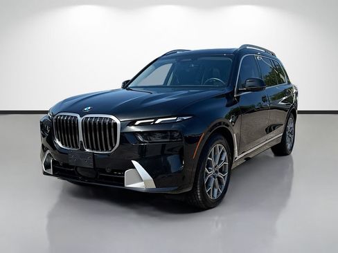 Used 2023 BMW X7 xDrive40i w/ Premium Package AWD/4WD image 7