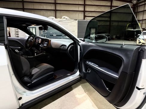 Used 2019 Dodge Challenger R/T w/ Cold Weather Group image 17