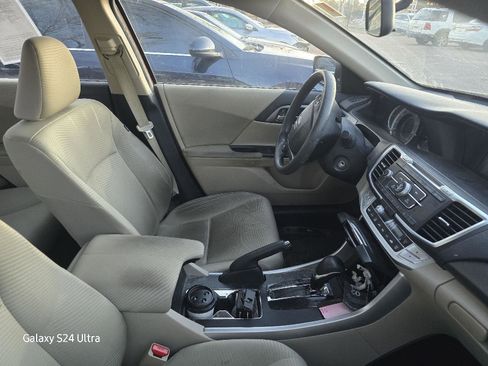 Used 2015 Honda Accord LX image 11