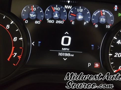 Used 2022 Chevrolet Camaro SS RWD image 21