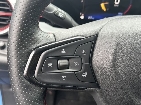 Certified 2024 Chevrolet Trax RS w/ Driver Confidence Package image 25