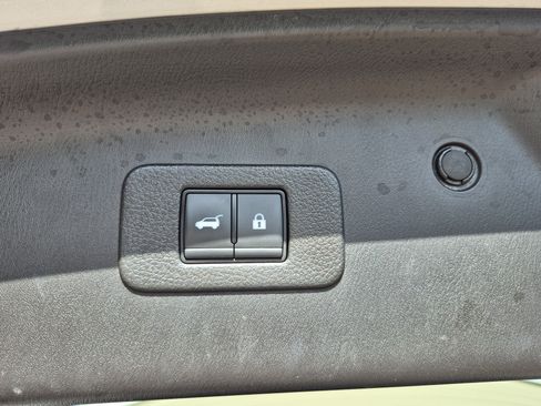 Certified 2024 Nissan Armada SL w/ Captain's Chairs Package RWD image 14