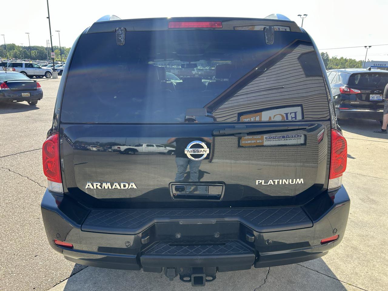 Used 2015 Nissan Armada Platinum AWD/4WD image 6