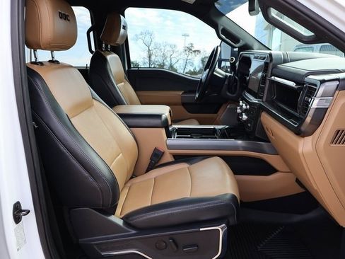 Certified 2023 Ford F250 Lariat w/ FX4 Off-Road Package image 17