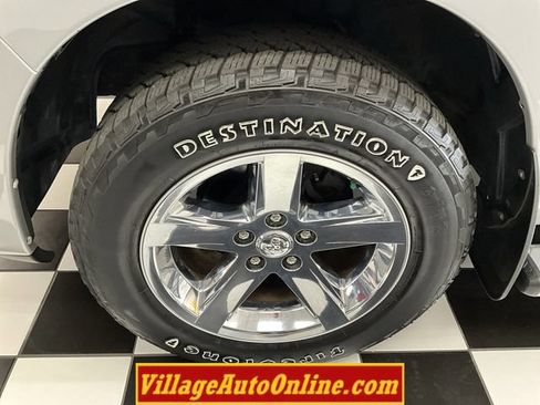 Used 2016 RAM 1500 Express AWD/4WD image 10