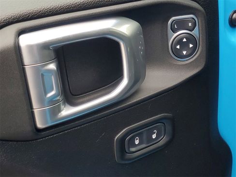 Used 2021 Jeep Wrangler Unlimited Sport image 10