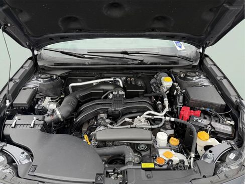 Used 2025 Subaru Outback Limited AWD/4WD image 29