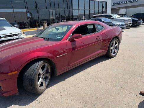 Used 2011 Chevrolet Camaro SS RWD image 1