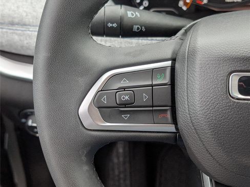 Used 2023 Jeep Compass Latitude w/ Convenience Group image 21