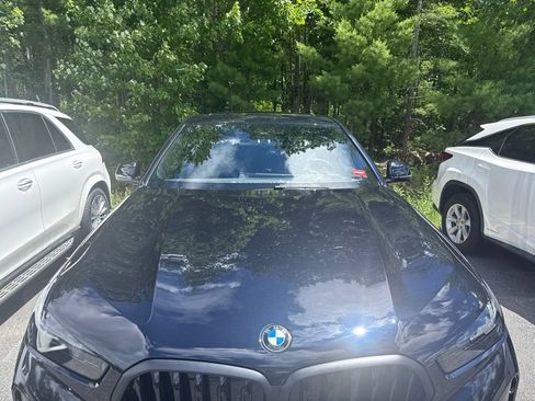 Used 2024 BMW X6 xDrive40i w/ Executive Package AWD/4WD image 8