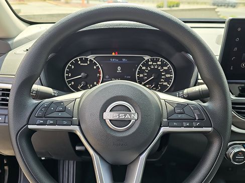 New 2026 Nissan Altima 2.5 SV w/ SV Special Edition Package image 14