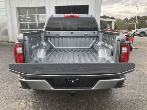 New 2026 GMC Canyon Elevation image 7