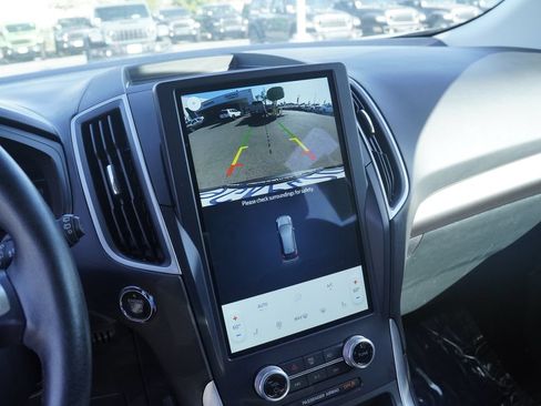 Used 2023 Ford Edge SEL w/ Convenience Package AWD/4WD image 17