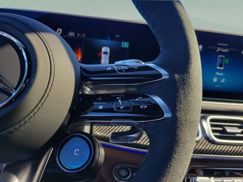 New 2026 Mercedes-Benz GLE 63 AMG S image 17