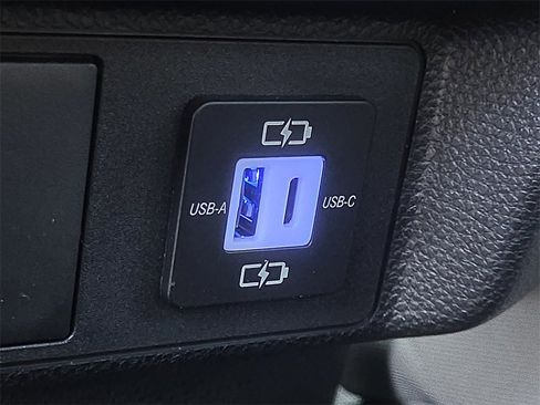 New 2026 Toyota Tacoma SR5 image 15