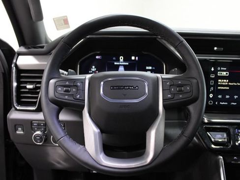 Used 2025 GMC Sierra 1500 Denali w/ Denali Reserve Package AWD/4WD image 39