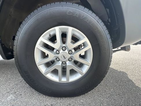 Used 2015 Nissan Xterra S RWD image 33