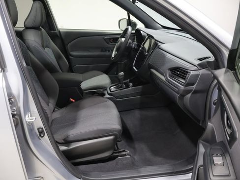 Used 2025 Subaru Forester Premium AWD/4WD image 21