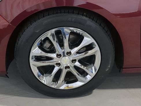 Used 2016 Chevrolet Malibu LT FWD image 17