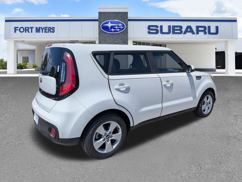 Used 2019 Kia Soul FWD image 4