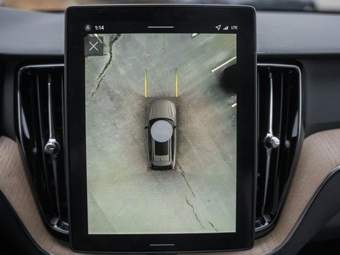 New 2026 Volvo XC60 B5 Plus w/ Protection Package Premier image 41