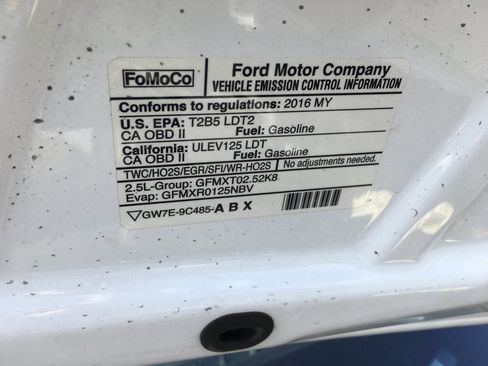 Used 2016 Ford Transit Connect XLT image 5