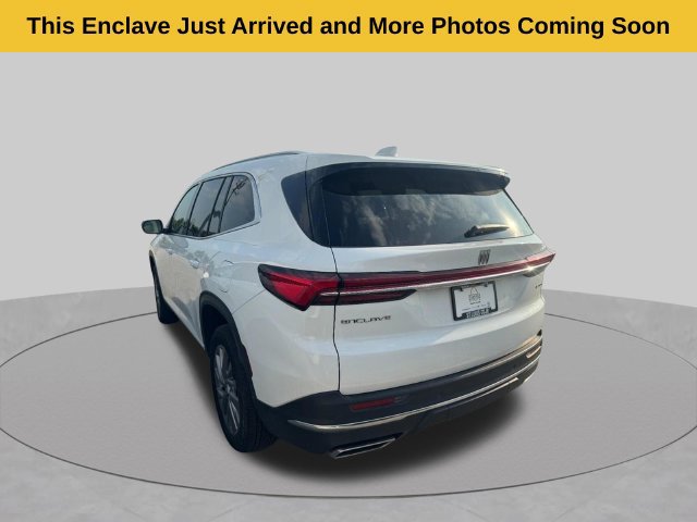 Used 2026 Buick Enclave Preferred AWD/4WD image 4