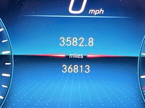 Used 2022 Mercedes-Benz E 350 Sedan image 22