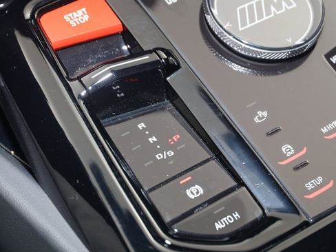 Used 2025 BMW M5 w/ Executive Package image 8