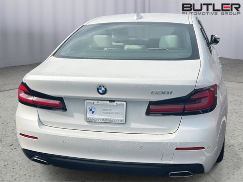Certified 2023 BMW 530i w/ Premium Package image 9